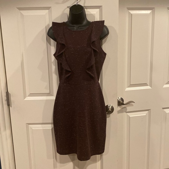 Small purple cupcakes and cashmere sleeveless dress with ruffles and back zip - Picture 1 of 5